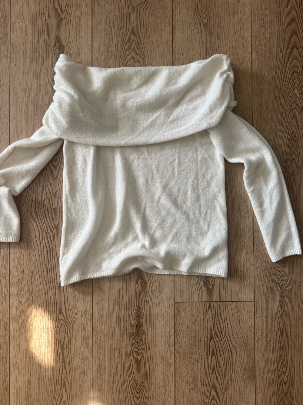 Abercrombie & Fitch Cream Off-the-Shoulder Knit Sweater